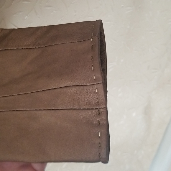 Margaret Godfrey Leather Jacket - Picture 9 of 9